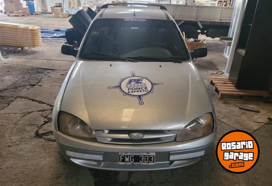 Camionetas - Ford Courier 1.6 2006 Nafta 490000Km - En Venta