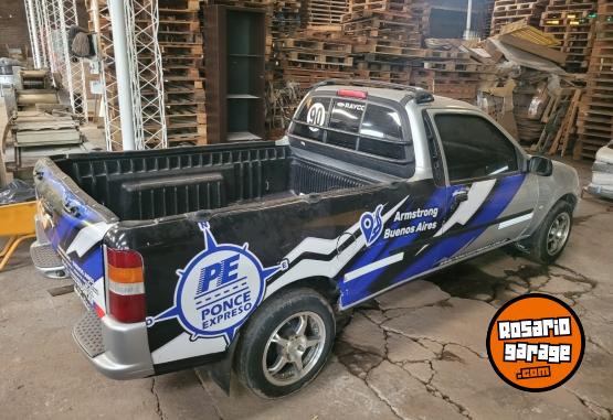 Camionetas - Ford Courier 1.6 2006 Nafta 490000Km - En Venta