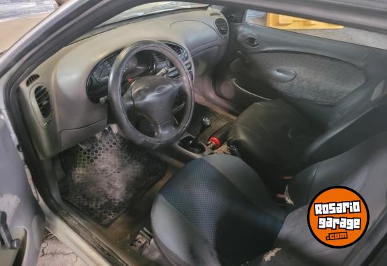 Camionetas - Ford Courier 1.6 2006 Nafta 490000Km - En Venta