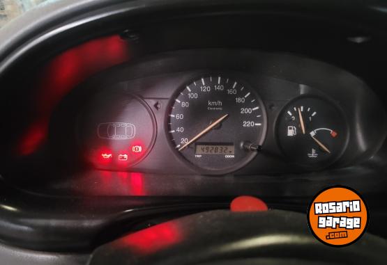 Camionetas - Ford Courier 1.6 2006 Nafta 490000Km - En Venta