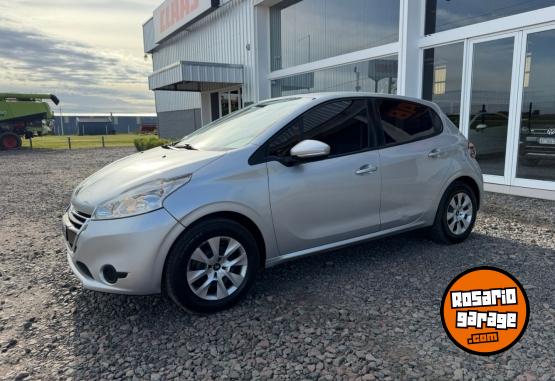 Autos - Peugeot 208 Active 2012 Nafta 140000Km - En Venta