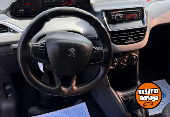 Autos - Peugeot 208 Active 2012 Nafta 140000Km - En Venta
