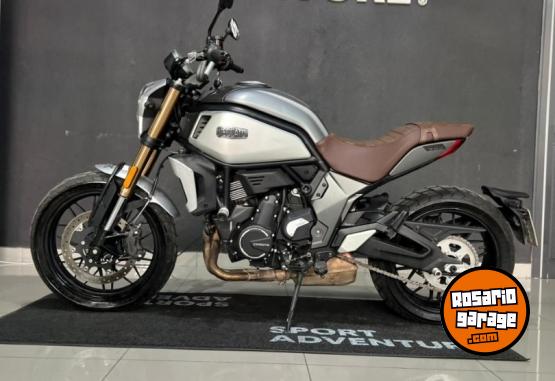 Motos - CF CLX 700 2022 Nafta 10980Km - En Venta