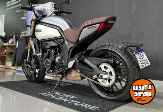 Motos - CF CLX 700 2022 Nafta 10980Km - En Venta