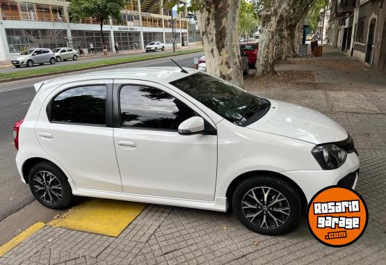 Autos - Toyota Etios XLS 2019 Nafta 82000Km - En Venta