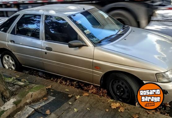 Autos - Ford Escort LX 1999 GNC 76497Km - En Venta