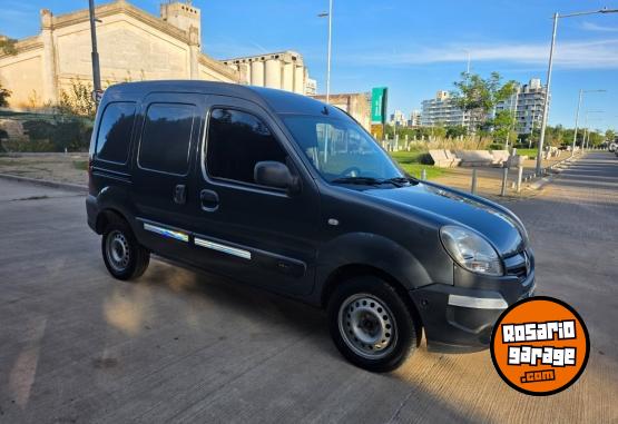 Utilitarios - Renault KANGOO 2014 Nafta 211000Km - En Venta
