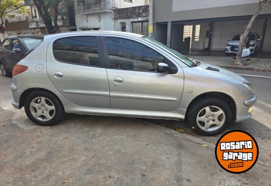 Autos - Peugeot 206 2008 Nafta 192000Km - En Venta