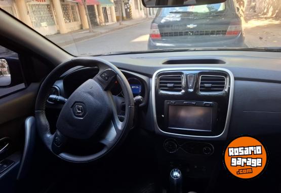 Autos - Renault Sandero privilege 1.6 2015 Nafta 82400Km - En Venta