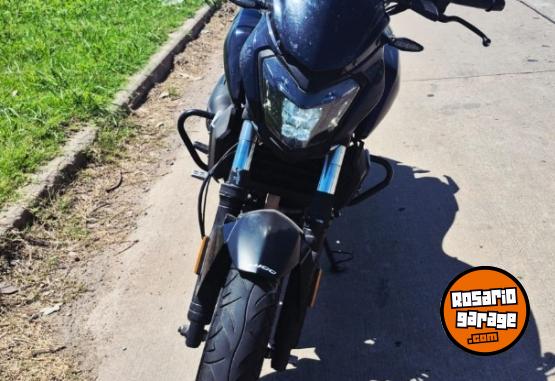 Motos - Bajaj dominar 400 2018 Nafta 30000Km - En Venta