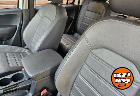 Camionetas - Volkswagen Amarok hightline 2021 Diesel 27000Km - En Venta