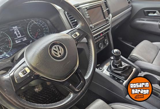 Camionetas - Volkswagen Amarok hightline 2021 Diesel 27000Km - En Venta