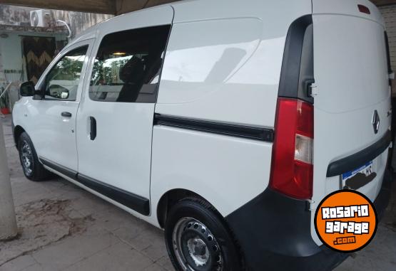 Utilitarios - Renault Kangoo 2 2018 GNC 120000Km - En Venta