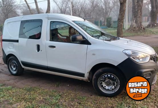 Utilitarios - Renault Kangoo 2 2018 GNC 120000Km - En Venta