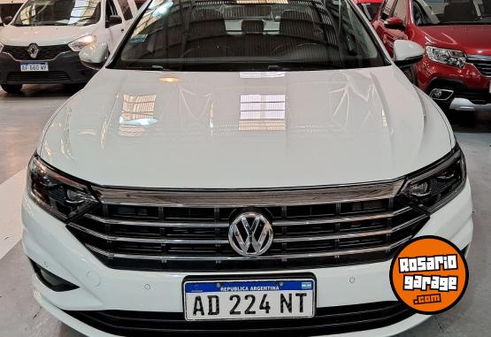 Autos - Volkswagen VENTO 2018 Nafta 99000Km - En Venta