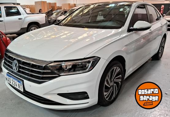 Autos - Volkswagen VENTO 2018 Nafta 99000Km - En Venta