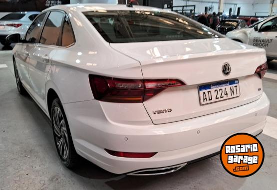 Autos - Volkswagen VENTO 2018 Nafta 99000Km - En Venta