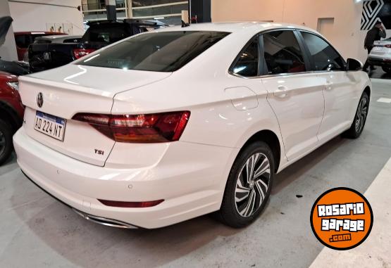 Autos - Volkswagen VENTO 2018 Nafta 99000Km - En Venta