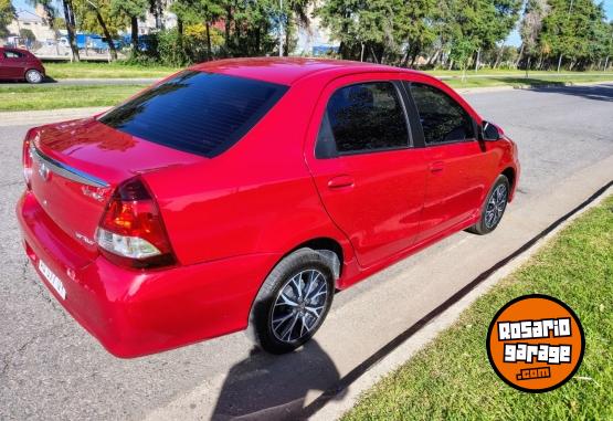 Autos - Toyota Etios 2023 Nafta 15100Km - En Venta