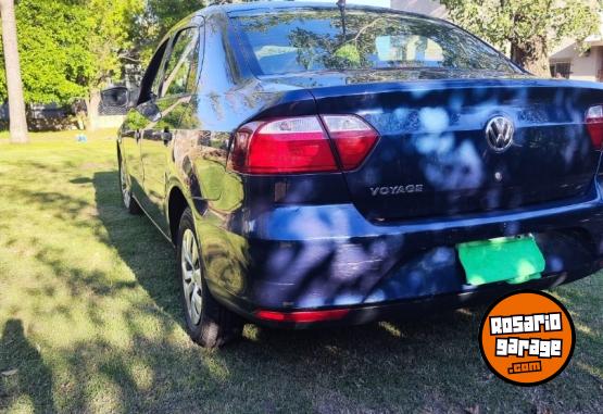 Autos - Volkswagen Voyage 2015 Nafta 122000Km - En Venta