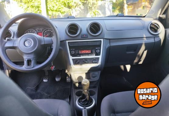 Autos - Volkswagen Voyage 2015 Nafta 122000Km - En Venta