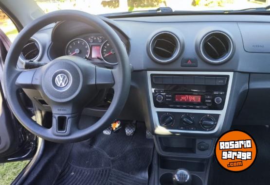 Autos - Volkswagen Voyage 2015 Nafta 122000Km - En Venta