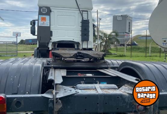 Camiones y Gr�as - CURSOR 330 6X2 2013 - En Venta