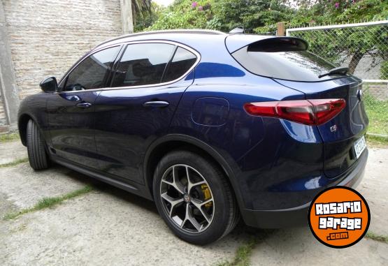 Autos - Alfa Romeo Stelvio 2018 Nafta 73000Km - En Venta