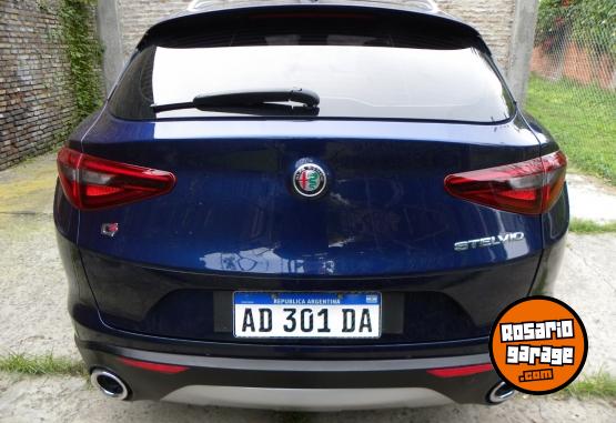Autos - Alfa Romeo Stelvio 2018 Nafta 73000Km - En Venta