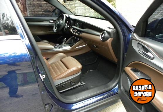 Autos - Alfa Romeo Stelvio 2018 Nafta 73000Km - En Venta