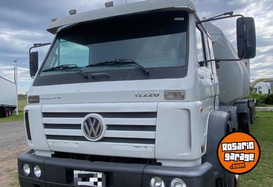 Camiones y Gr�as - VOLSKWAGUEN 17220 MOD 2013 - En Venta
