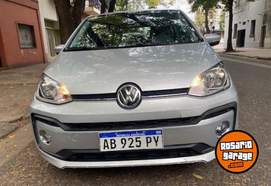 Autos - Volkswagen HIGH UP! 1.0 MPI 2017 Nafta 42000Km - En Venta
