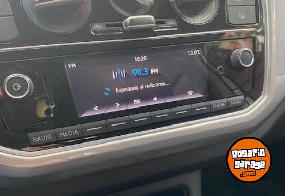 Autos - Volkswagen HIGH UP! 1.0 MPI 2017 Nafta 42000Km - En Venta