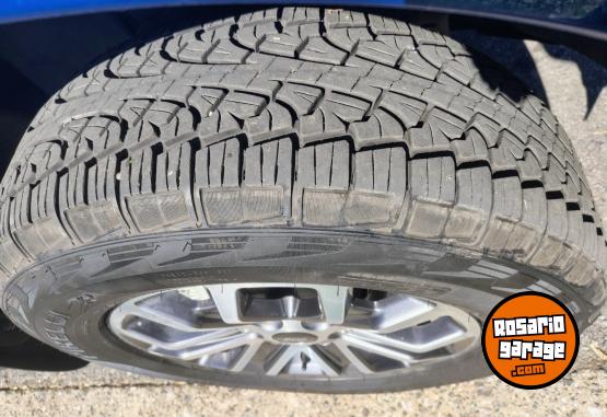 Camionetas - Ford Ranger 2024 Diesel 9600Km - En Venta