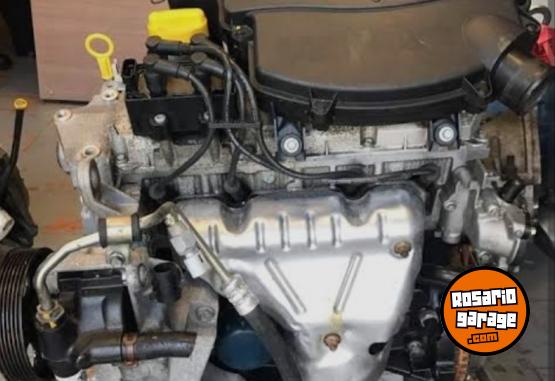 Accesorios para Autos - Motor semiarmado Renault Sandero. PH2 Pack 1.6-8v. - En Venta