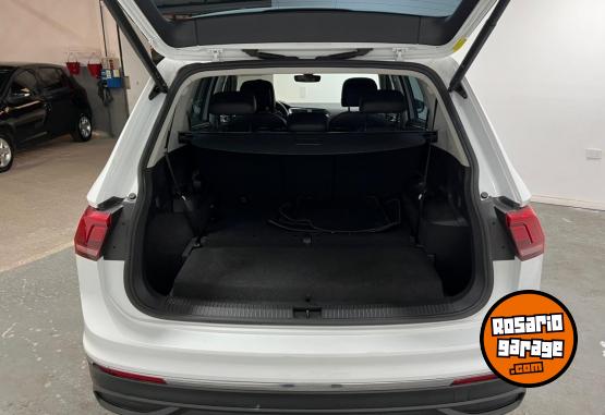 Camionetas - Volkswagen TIGUAN LIFE350TSI DSG 4*4 2023 Nafta 10700Km - En Venta