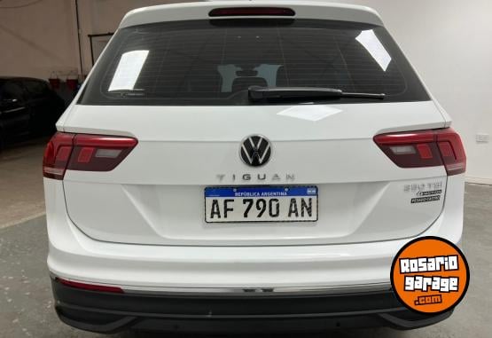 Camionetas - Volkswagen TIGUAN LIFE350TSI DSG 4*4 2023 Nafta 10700Km - En Venta