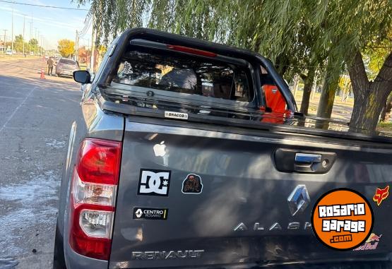 Camionetas - Renault Alaskan 2022 Diesel 100000Km - En Venta