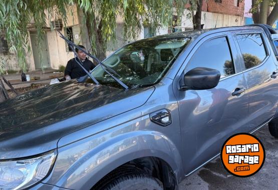Camionetas - Renault Alaskan 2022 Diesel 100000Km - En Venta
