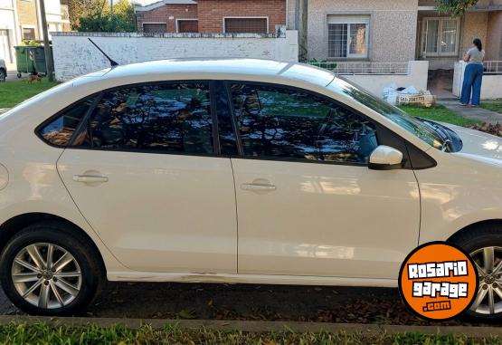 Autos - Volkswagen POLO COMFORTLINE 1..6 2017 Nafta 233000Km - En Venta
