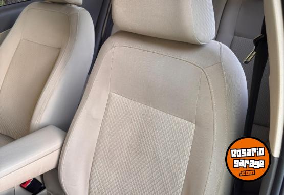 Autos - Volkswagen POLO COMFORTLINE 1..6 2017 Nafta 233000Km - En Venta