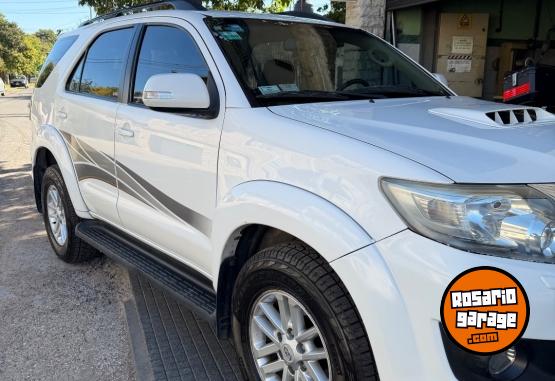 Camionetas - Toyota Hilux 2012 Diesel 135000Km - En Venta