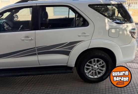 Camionetas - Toyota Hilux 2012 Diesel 135000Km - En Venta