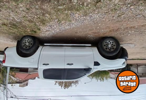 Camionetas - Ford Ranger 2017 GNC 140000Km - En Venta