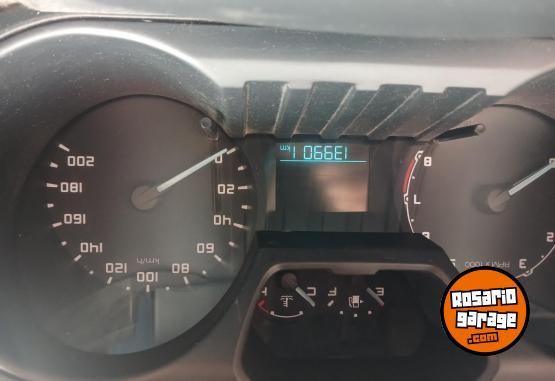 Camionetas - Ford Ranger 2017 GNC 140000Km - En Venta