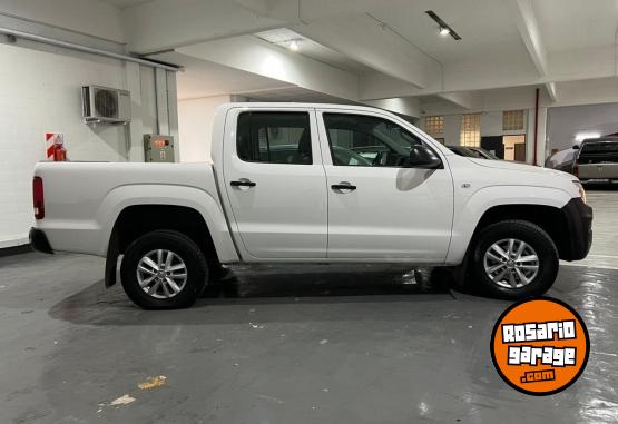 Camionetas - Volkswagen AMAROK TRENDLINE 4X2 14O 2023 Diesel 39700Km - En Venta