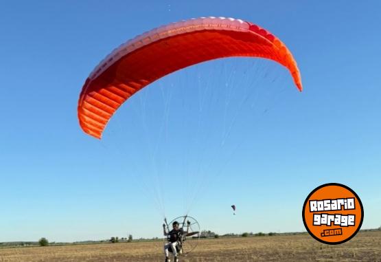 Deportes - Paramotor vela EN A, modelo 2025 con 30 horas y motor he r125 - En Venta