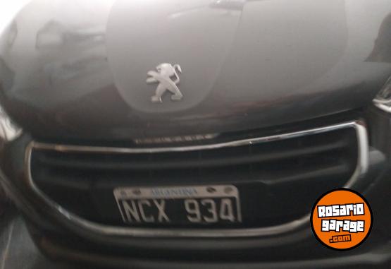 Autos - Peugeot 208 ACTIVE 2013 Nafta 90000Km - En Venta