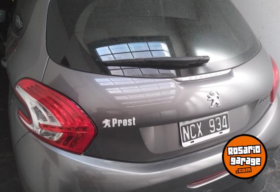 Autos - Peugeot 208 ACTIVE 2013 Nafta 90000Km - En Venta