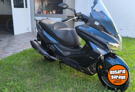 Motos - Kymco X twon 2025 Nafta 7400Km - En Venta